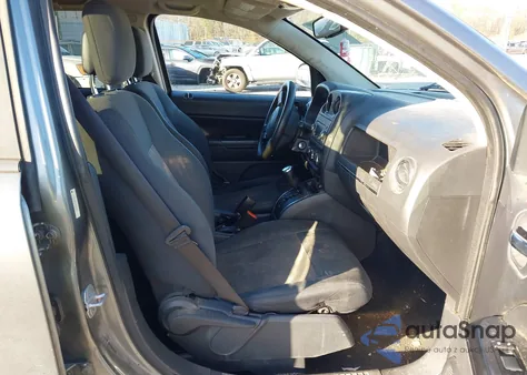 2012 Jeep Compass Sport z USA, uszkodzony, nr VIN 1C4NJCBB1CD547620